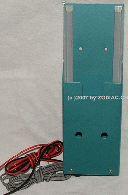 Zodiac MHA-01
Mobilhalterung aus Stahlblech mit Anschlüssen für Externe Antenne, Stromversorgung und Lautsprecher. Passend für das Zodiac P-2040. Es gibt noch eine Version die keinen Ausschnit für das LCD Display hat. Würde auch an das P-2040 passen, aber man sieht die Kanalanzeige nicht mehr
Schlüsselwörter: Zodiac MHA-01