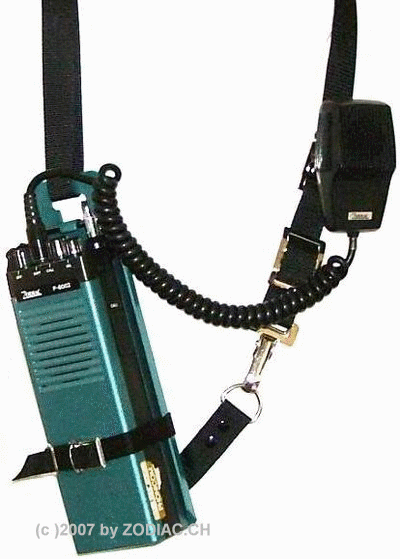 Zodiac TRA-04
Tragausrüstung mit verstellbaren 3-Punkt-Guten aus robusten Gewebe mit Mikrofonhalter zu P-6002, P-2040 und Baugleiche
Schlüsselwörter: Zodiac TRA-04